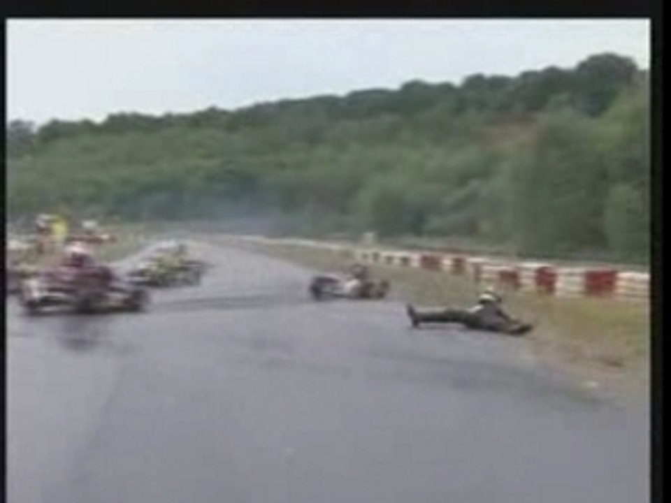 Compilation de crash en karting n°1