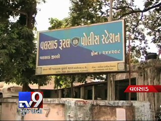 Two cops held for kidnapping bizman - Tv9 Gujarati