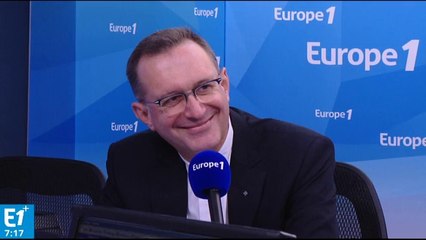 Monseigneur Ribadeau-Dumas : "Le Pape est séduisant parce qu'il est libre"