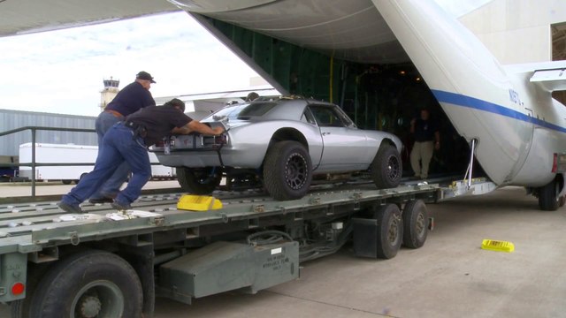 Larguer des voitures depuis un avion C-130 pour le film Fast and Furious 7