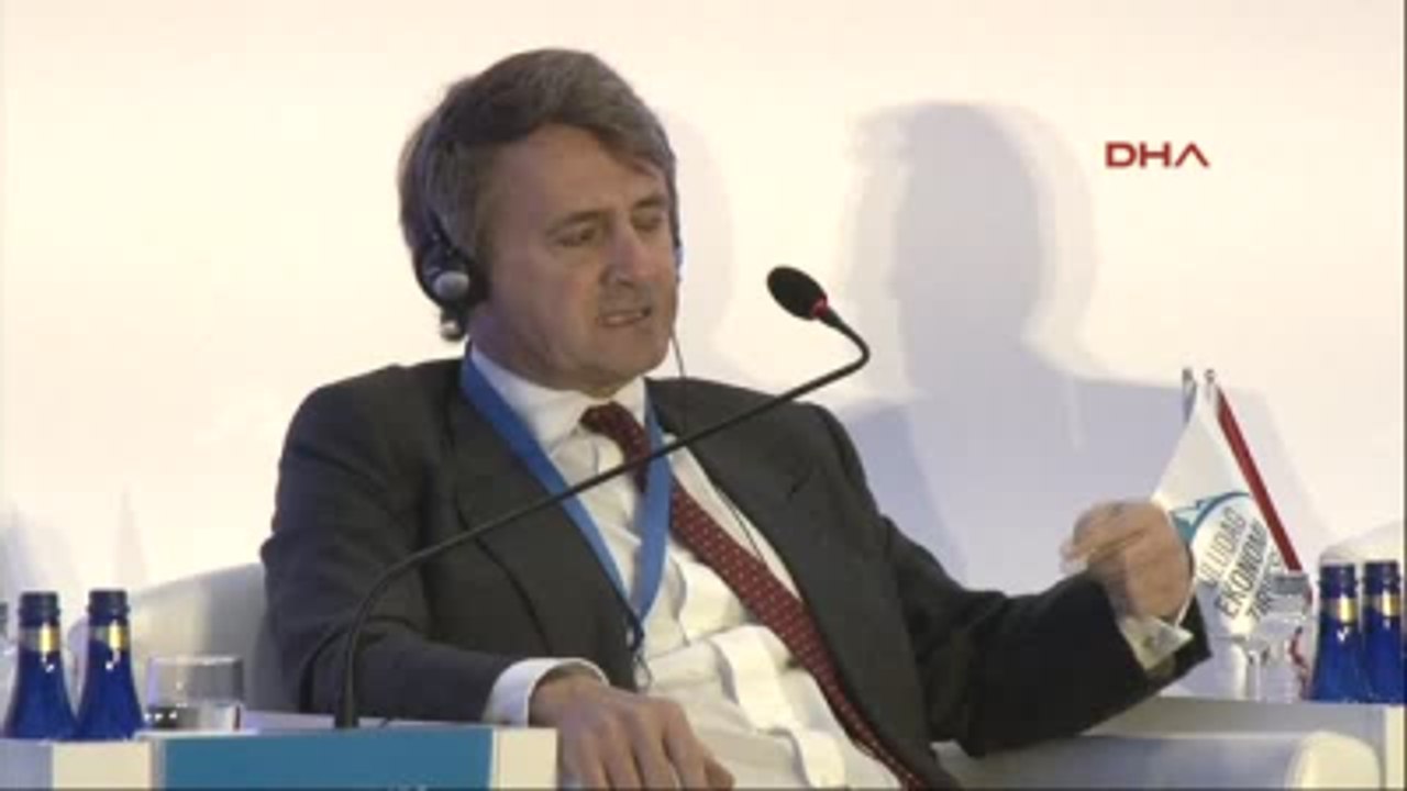 Bursa - Uludağ Ekonomi Zirvesi'nde Boyner Grup'tan Ümit Boyner, Sabancı Holdin'ten Haluk Dinçer,...