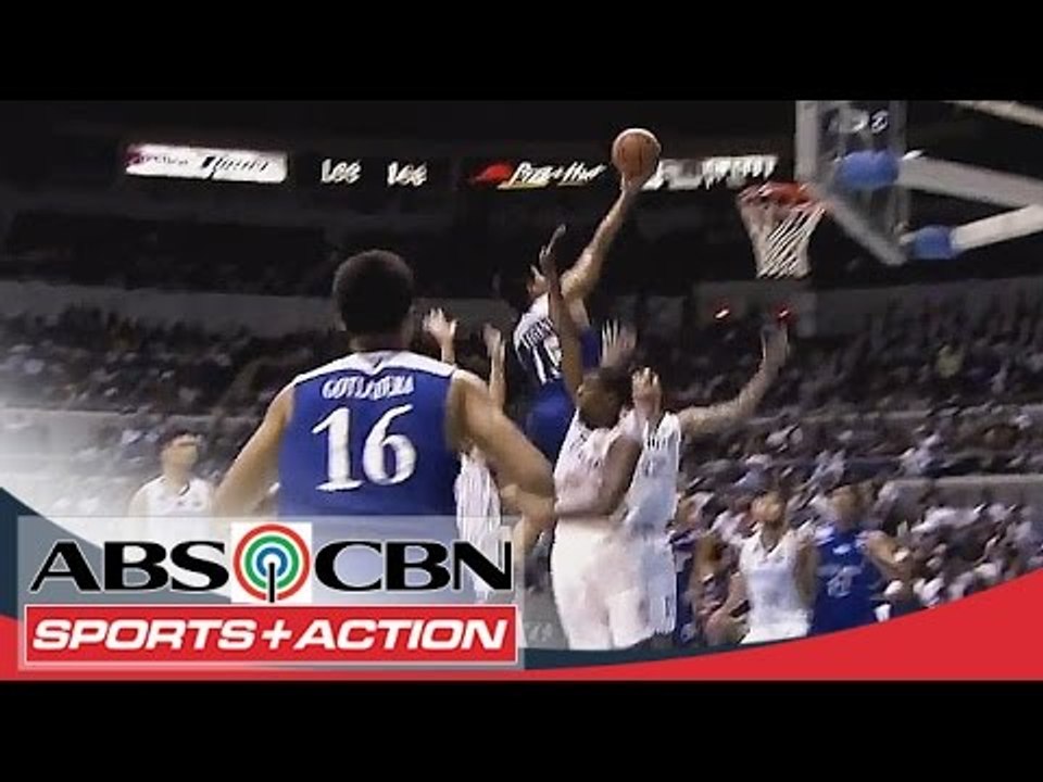 UAAP 77: Kiefer Ravena drives for a lay-up