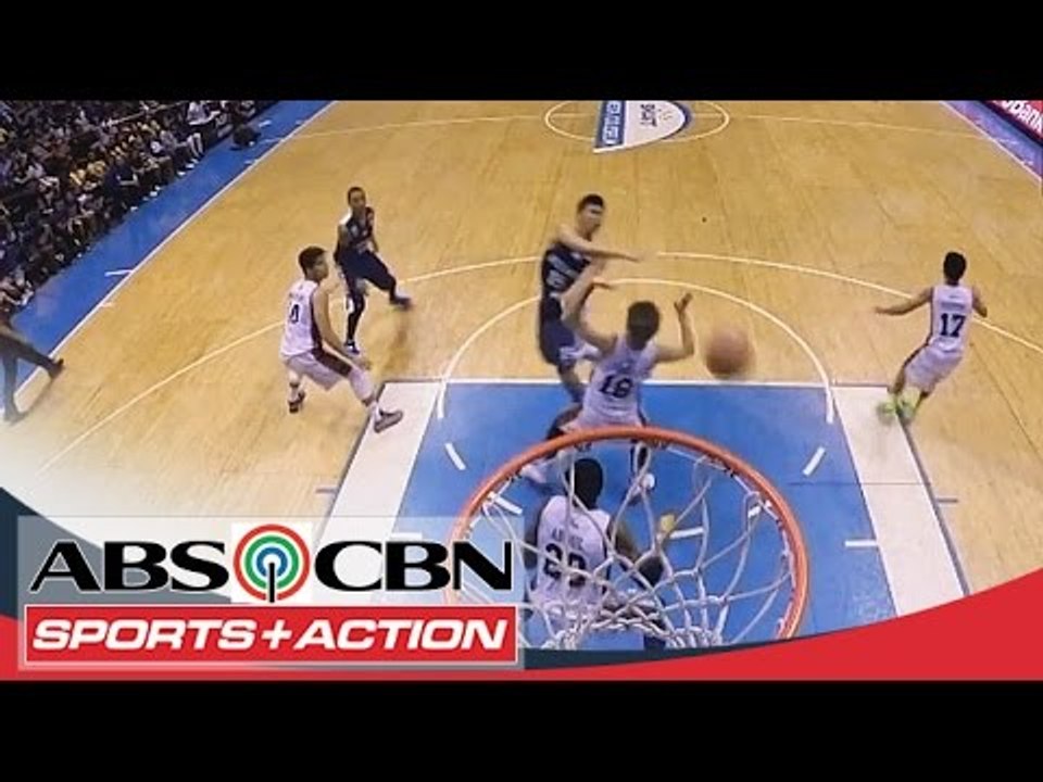 UAAP 77: Ravena inside pass to Apacible