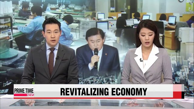 Finance minister calls on business community to lift wages