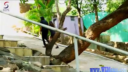 Garma Garam Masala (2015)_clip4