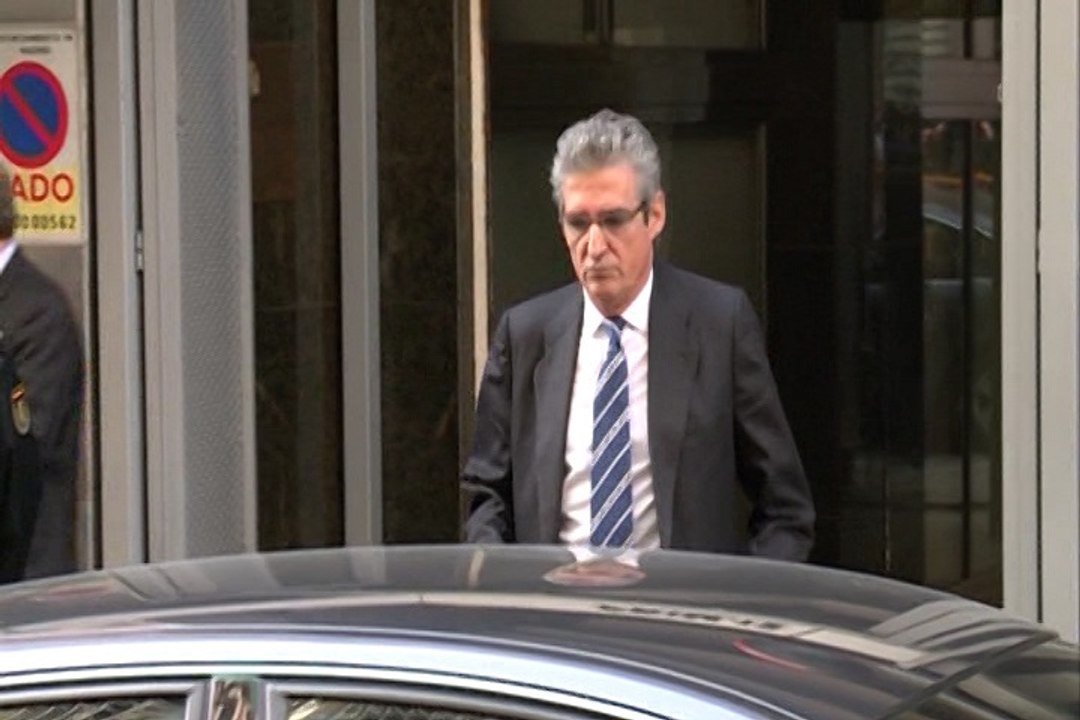 Matías Amat quiere el dinero de la 'tarjeta black'