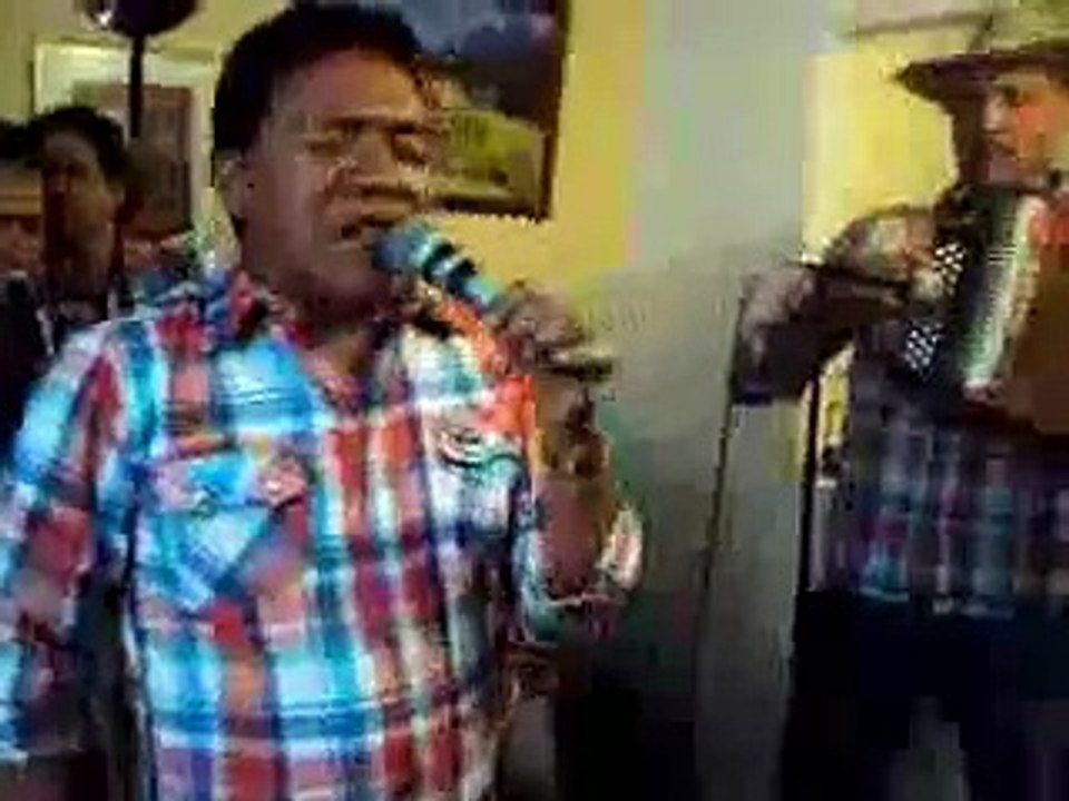 Te Necesito - Grupo Vallenato Con Mucho Gusto