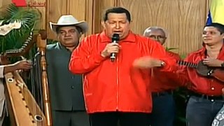 (Vídeo) Entre amigos, Cilia, Maduro y Jaua conversan sobre la obra del Gigante