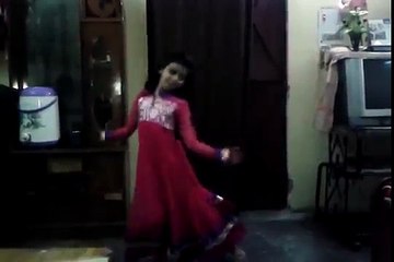 cute little girl dancing on Baby doll song