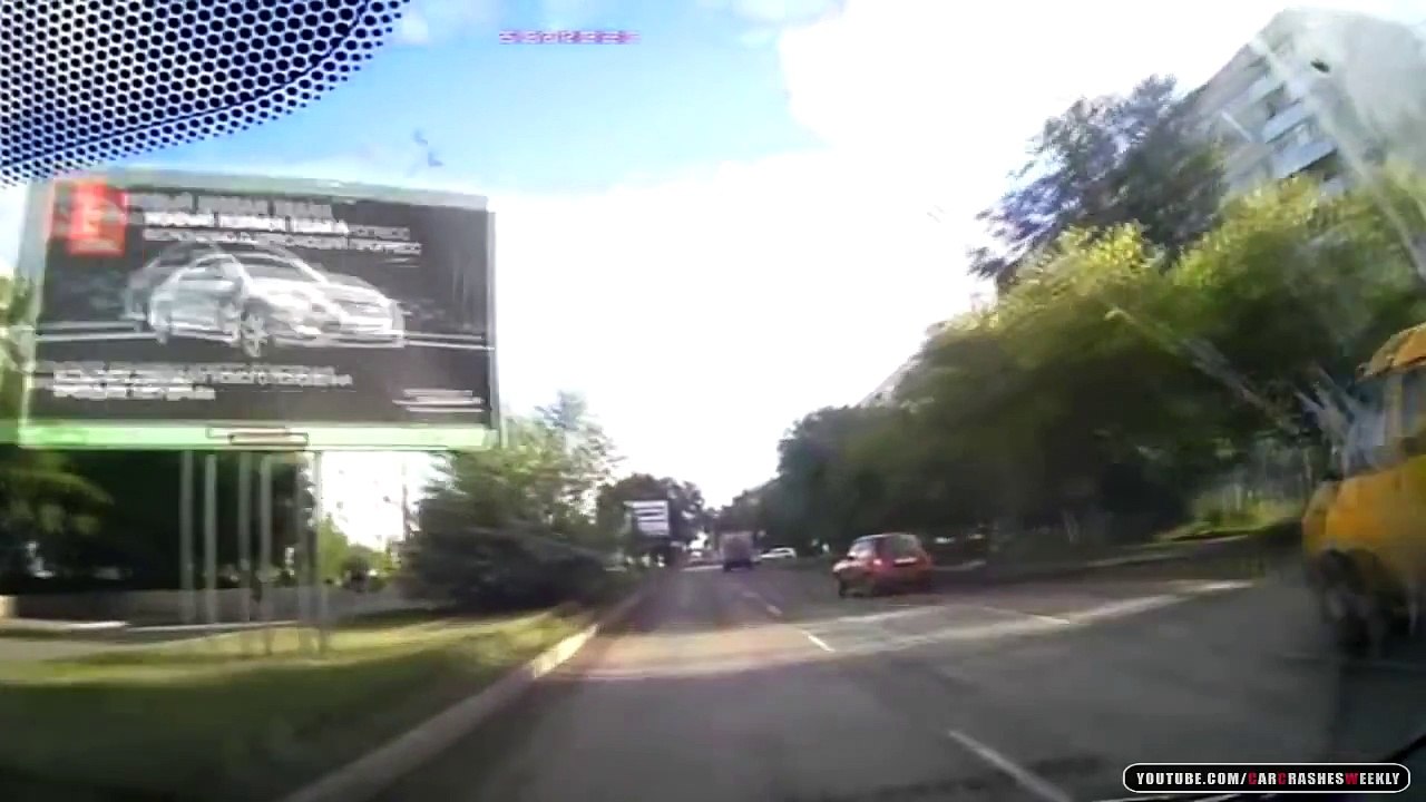 Car Crash Compilation   July 2014   Car Crashes Weekly 16