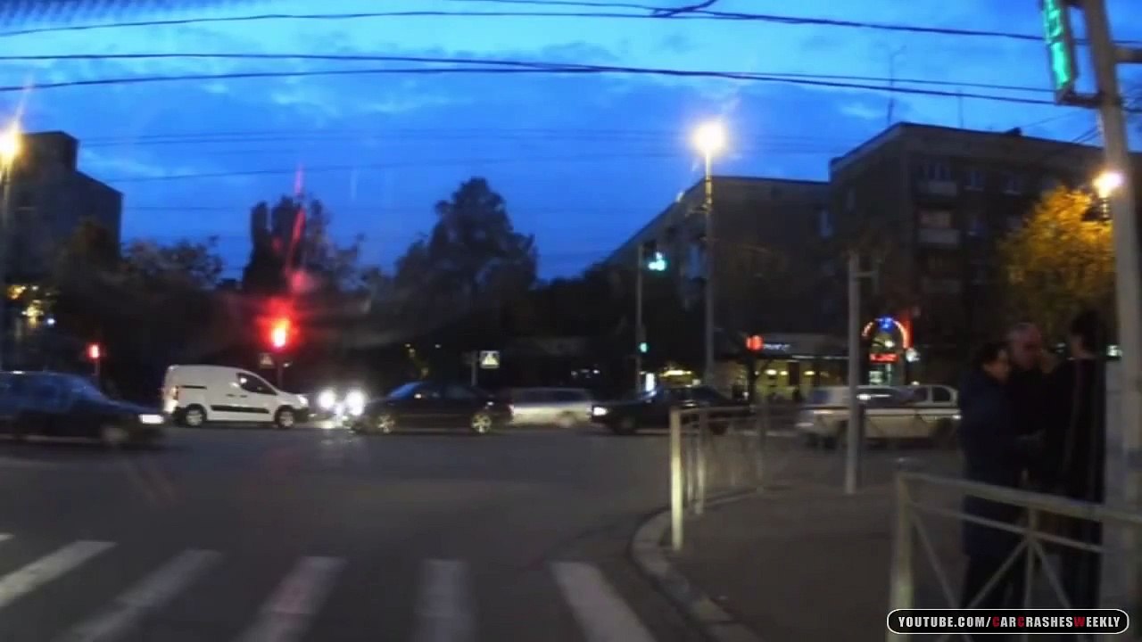 Car Crash Compilation October 2014   Car Crashes Weekly 28