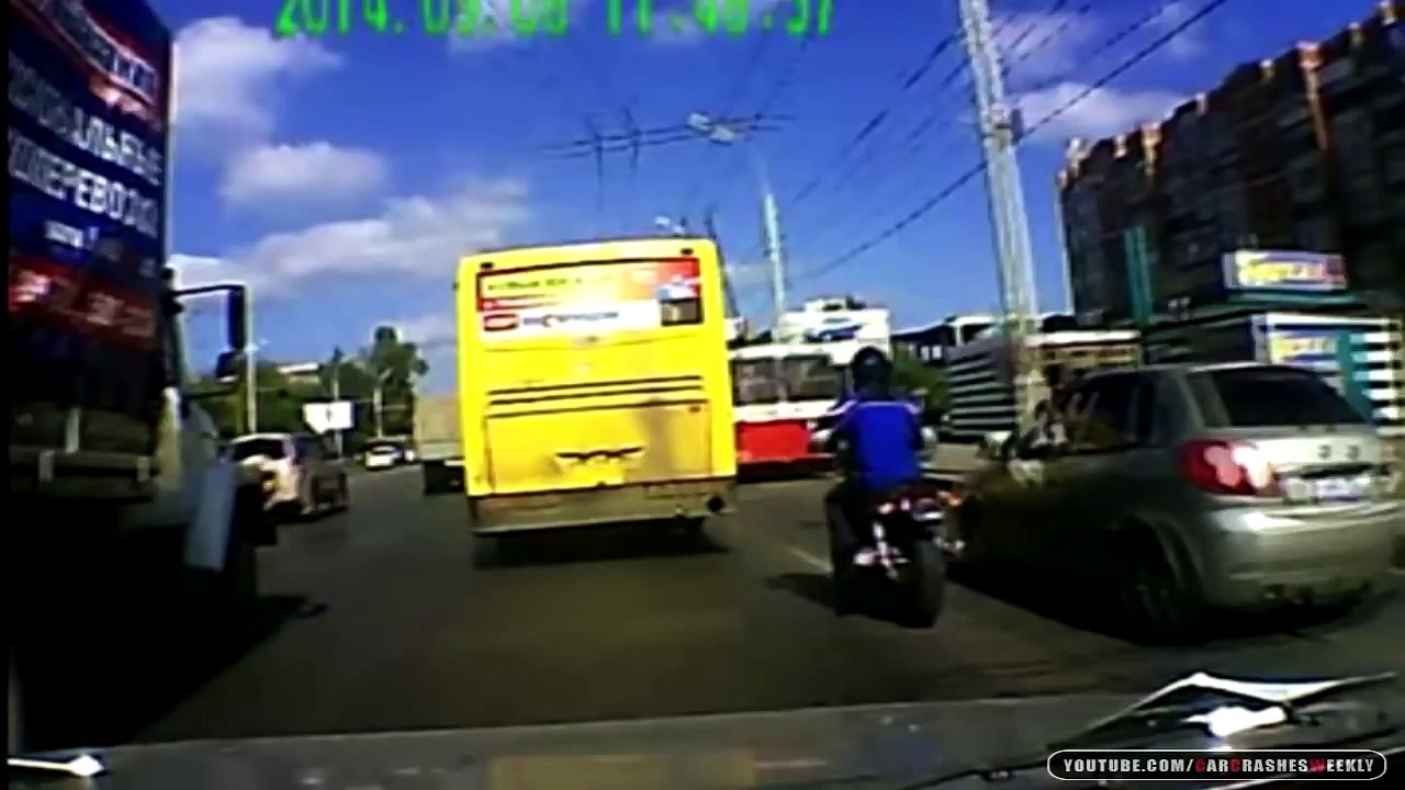 Car Crash Compilation of September 2014   Car Crashes Weekly 23