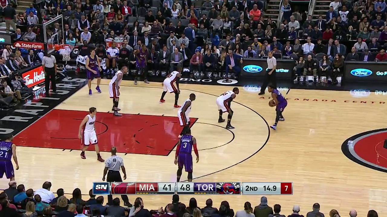 James Johnson Posterizes Chris Andersen with Strong Jam