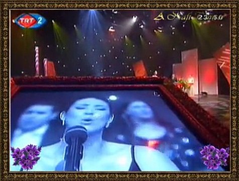 Rengin UYAR KÖKTEN *Ömrümce O Saf Aşkını Kalbimde Yaşatsam*