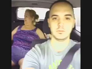 Teyzenin Çılgın Dansı