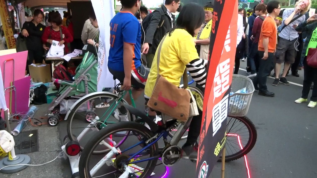 20150314 (4)-騎車發電現場施作