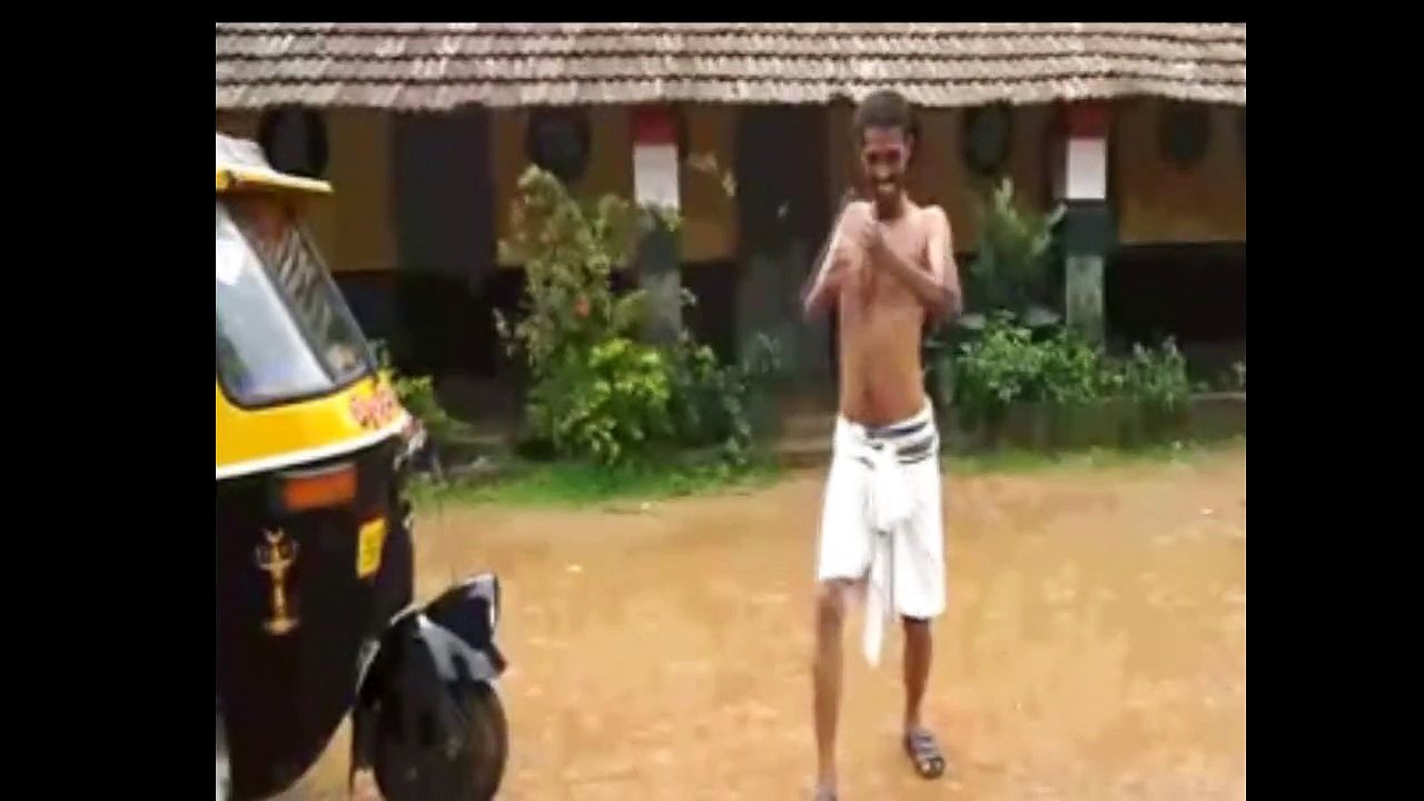 Funny Trick To Pull A Auto Vehicle By Mouth