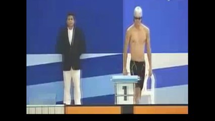 Funny Way To Win A Swim Race