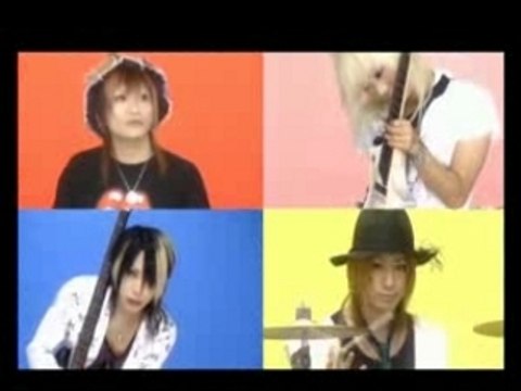 Antic Cafe - Merry Making