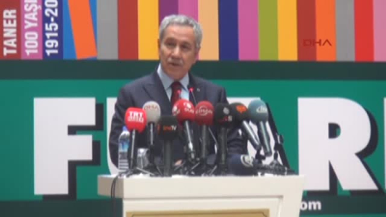 Bursa3 Detaylarbaşbakan Yardımcısı ve Hükümet Sözcüsü Bülent Arınç, Bursa Kitap Fuarı?nın Açılışına...