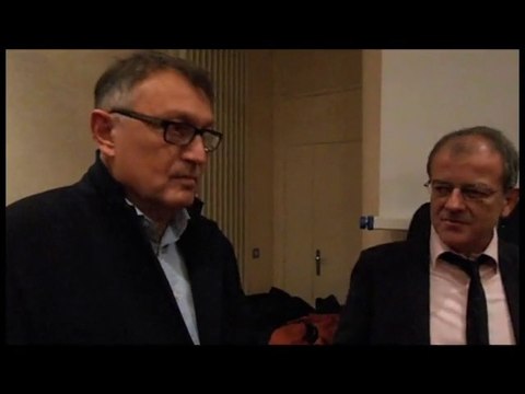 Patrick Besson remet les insignes de Chevalier des Arts et des Lettres à Philippe Lacoche (2014) de Gérard Courant