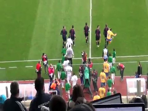 Είσοδος ομάδων Ομόνοια-ΑΠΟΕΛ (14-03-2015)