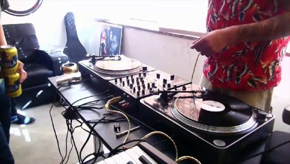 Alpha Beats @ Los Domingos Tardeo En Linea