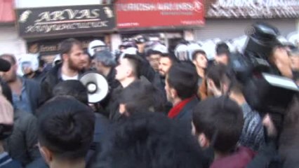 Eşini Vuran Kişiye Linç Girişimi