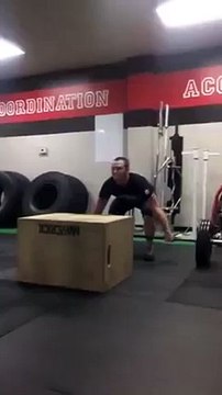 Ce mec est vraiment HALLUCINANT ! Regardez ce qu'il fait !