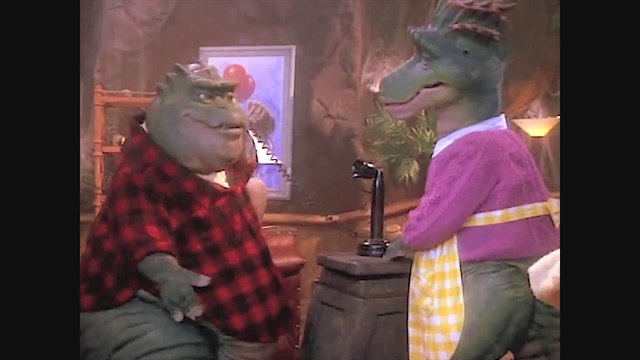 Earl Sinclair performs Hypnotize by The Notorious B.I.G.