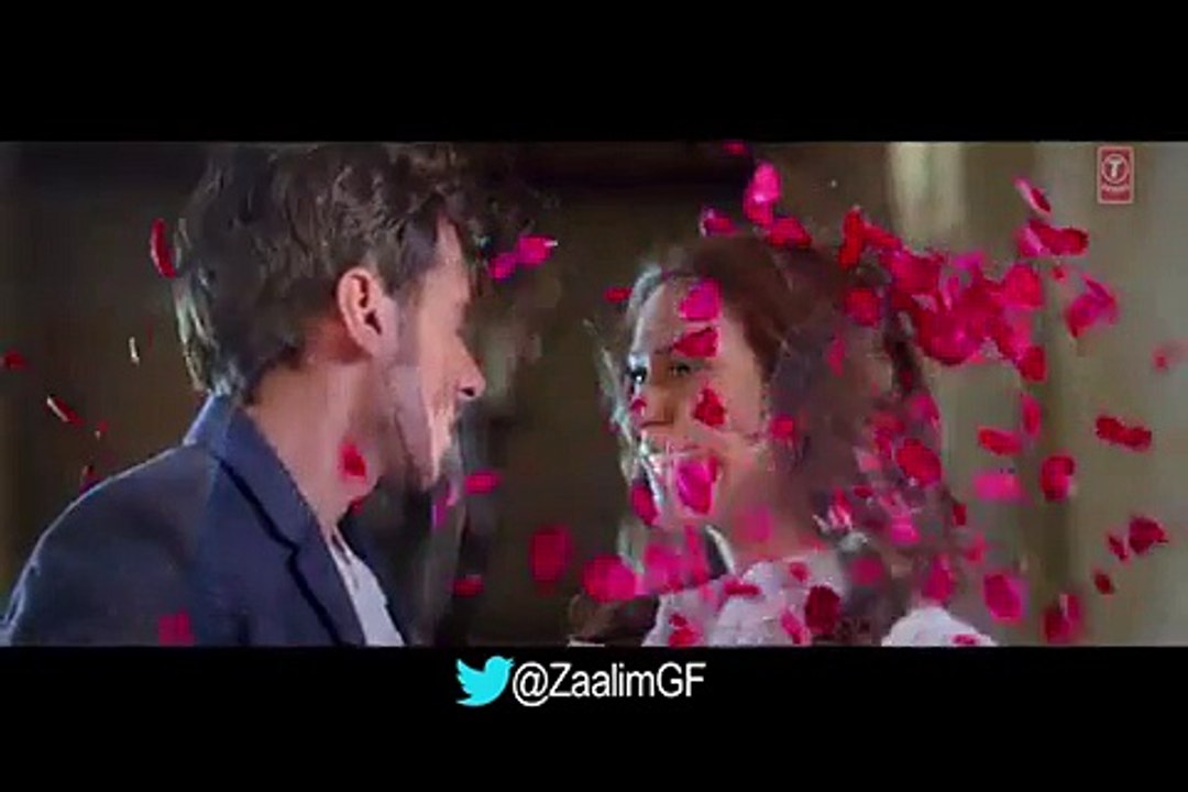 Janib (Duet) Video Song - Dilliwaali Zaalim Girlfriend - Arijit Singh - Divyendu Sharma