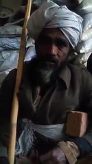 THOYA FAZAL MALANG, PAKISTAN KE MASLE BAYAN KARTY HUE