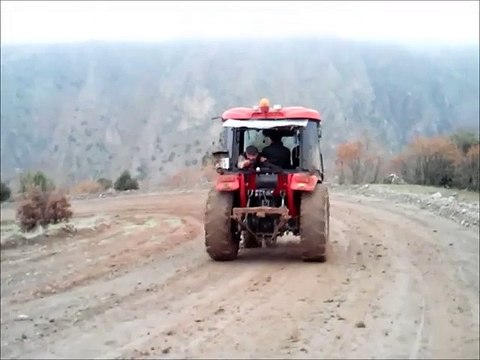 Asri gurbet harap etmiş köyümü Bülbül gitmiş baykuş konmuş gelele