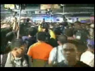 Love Me Again Red Carpet footage (cam 2) 011409