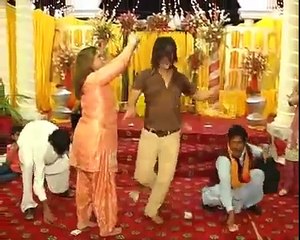 pakistani  Dance ....hot songs and village dance