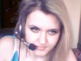 Gorgeous pakistani girl singing song on webcam