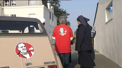 bonnes soeurs en 2CV