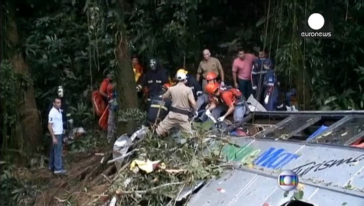 Brasilien: Dutzende Tote bei Busunglück
