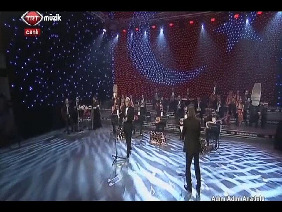 Erol KÖKER-Gine de şahlanıyor kolbaşının kıratı Şef:Ömer Hayri UZUN