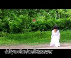 girl dance on Laakh Duniya Kahe Song Video