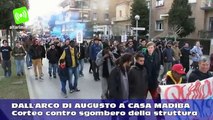 Grande corteo in centro a Rimini contro sgombero Casa Madiba e controlli polizia