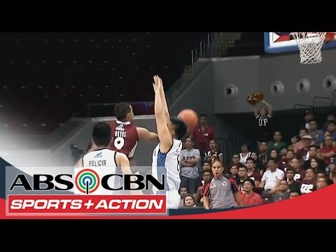 UAAP 77: Reyes with his circus shot