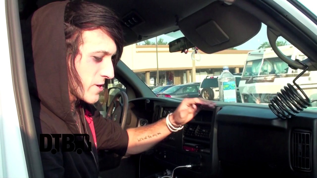 Vampires Everywhere! - BUS INVADERS (The Lost Episodes) Ep. 34