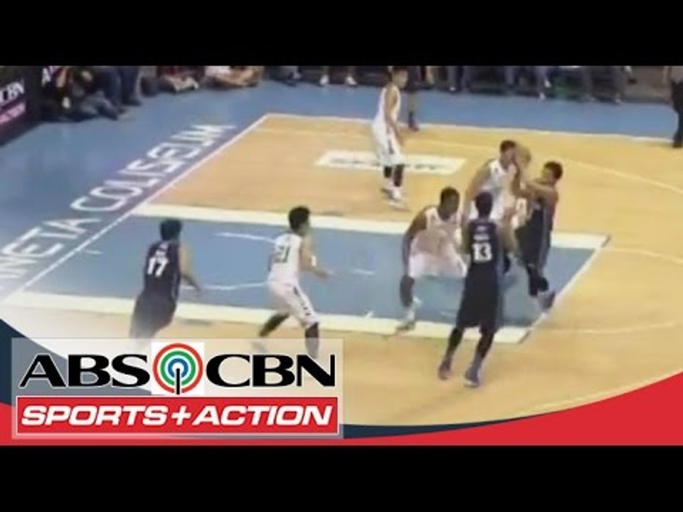 UAAP 77: Monteclaro's no look pass