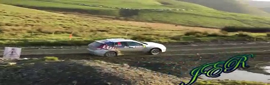 WRC Wales Rally GB CRASH 2011 SS16 ( should have been STOPPED!!) Rallying