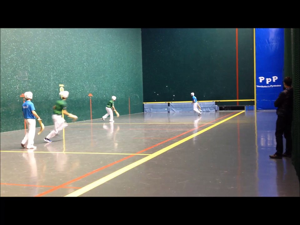 Chistéra Joko Garbi - Pau 1 (O. et Y. Laberdesque) contre Anglet 2 (J.Sistiague-P.Godrie)