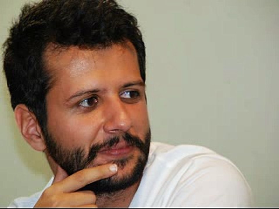 Aytac uygun-Vardım hint eline kumaş getirdim