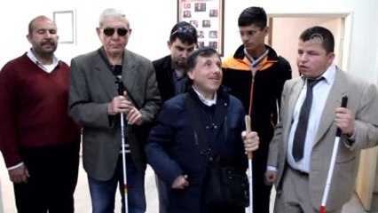 Adana'da Görme Engellilerden Kan Bağışı