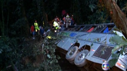 Des dizaines de morts dans un accident de bus au Brésil