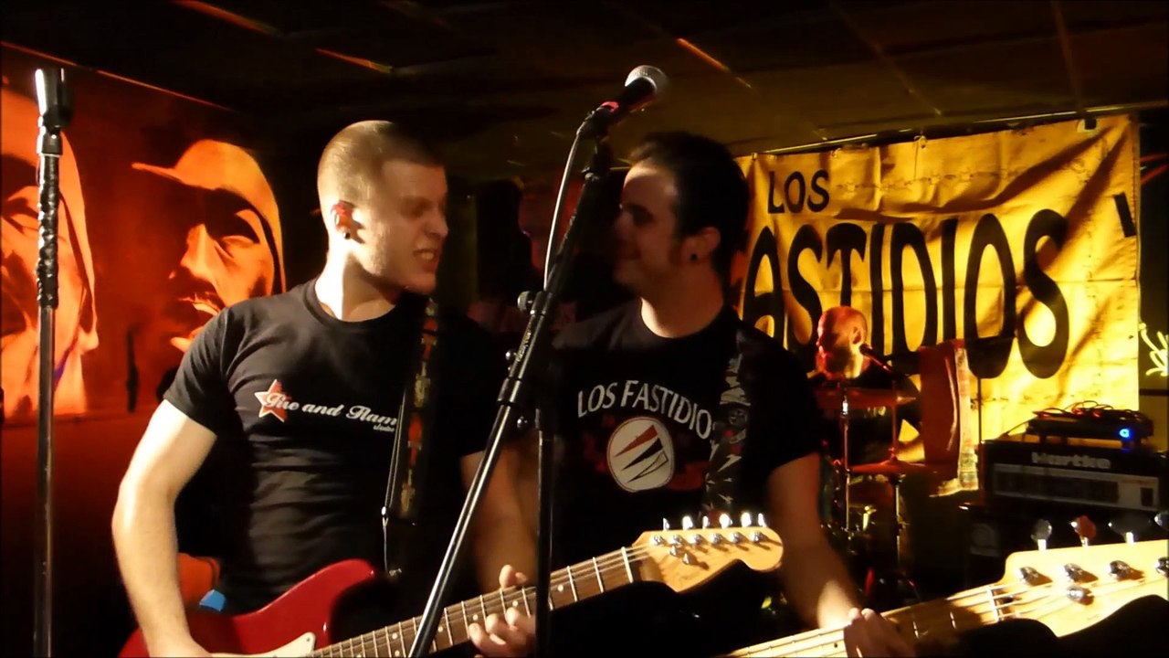 LOS FASTIDIOS au MOLOTOV - S.H.A.R.P. (live)